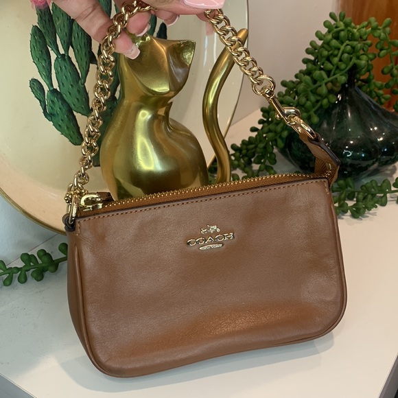 Coach camel and gold wristlet - Picture 14 of 15
